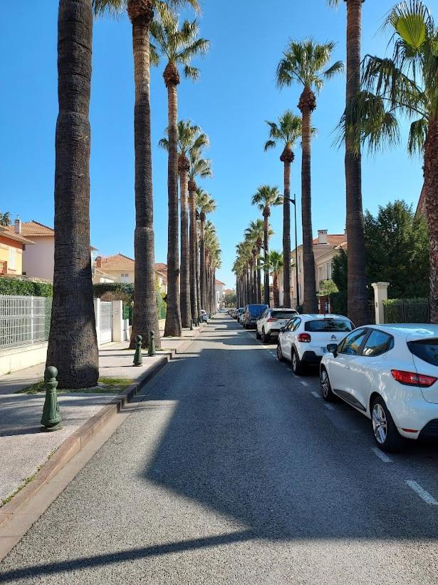 Rez-De-Chaussee Privatif Spacieux 3* D'Une Villa Centre Ville Ιέρ Εξωτερικό φωτογραφία